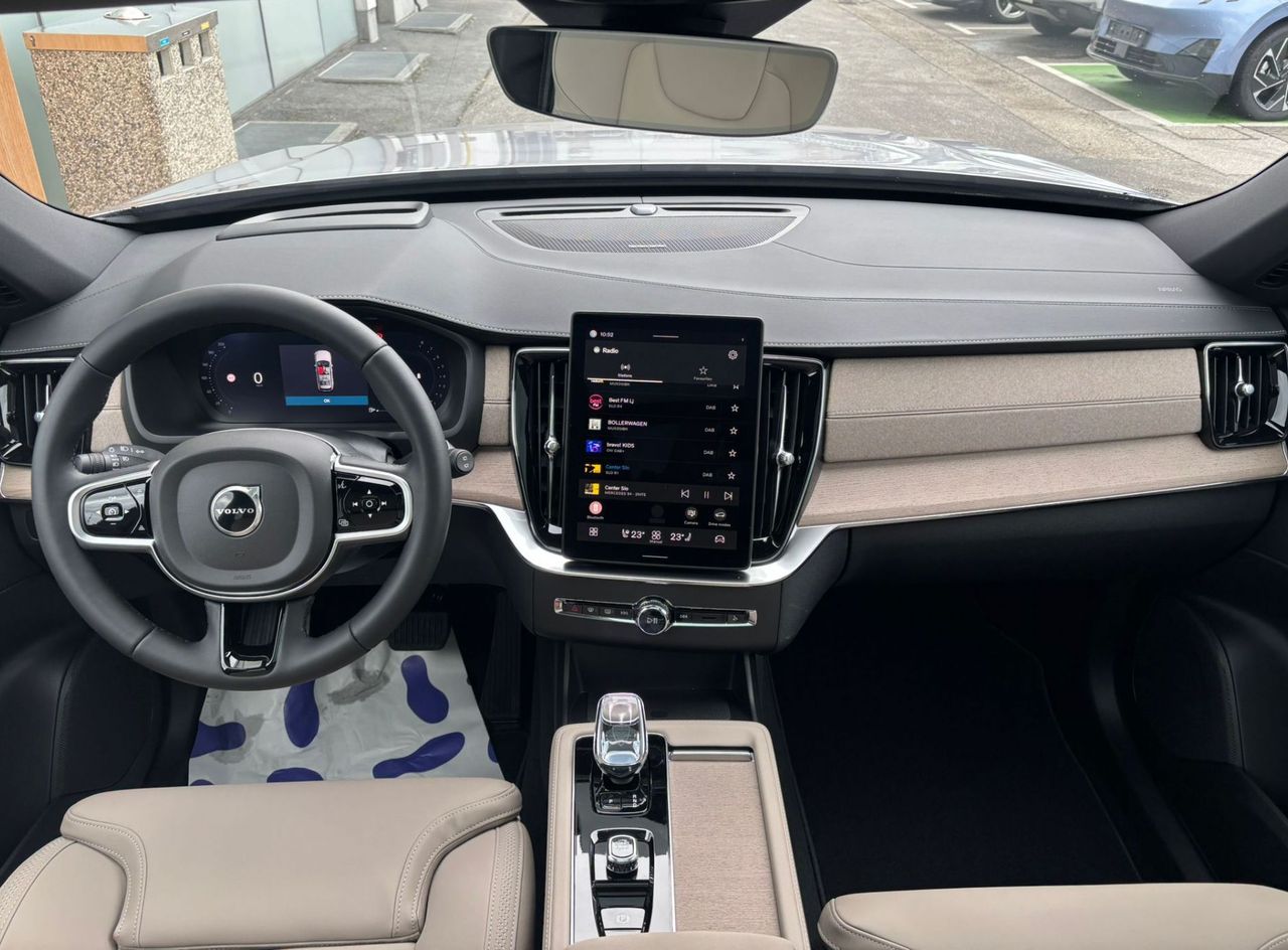 Zunanja slika - Volvo XC90 - B5P Plus Bright 7s AWD 3 leta garancije+3 servisi - 9