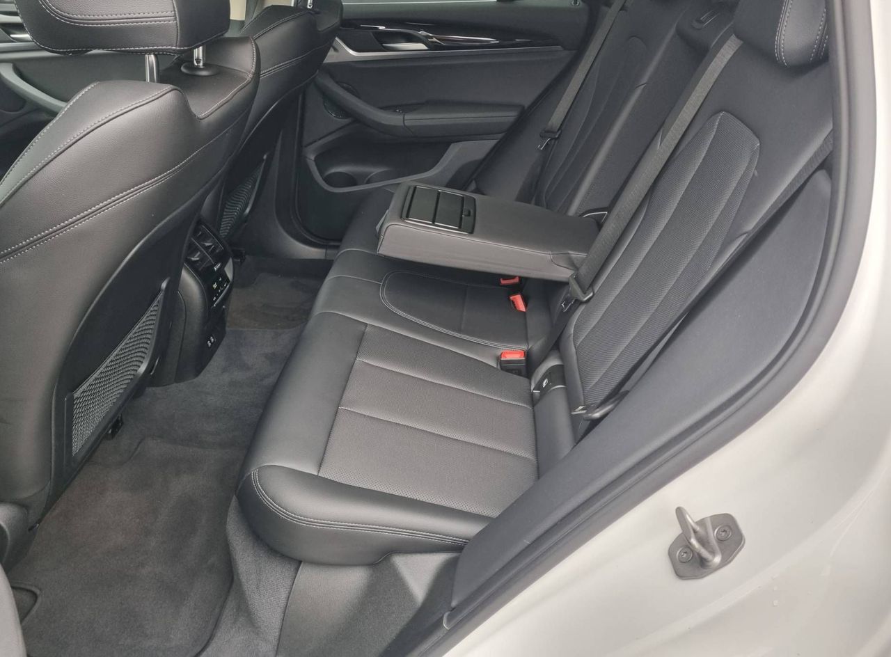 Zunanja slika - BMW X3 - serija : sDrive18d Avt.-LED-Usnje-Kamera-Navi-Keyless - 13