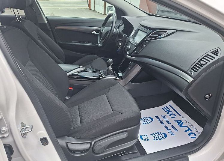 Zunanja slika - Hyundai i40 - 1.7 CRDI 85KW PREMIUM FUL LED-NAVI-KAMERA-PDC-... - 7