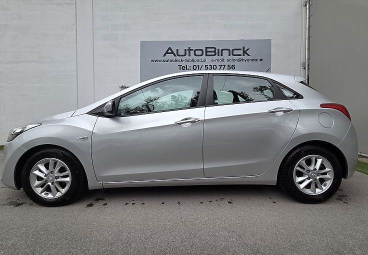 Zunanja slika - Hyundai i30 - 1.6 CRDi Comfort - 3