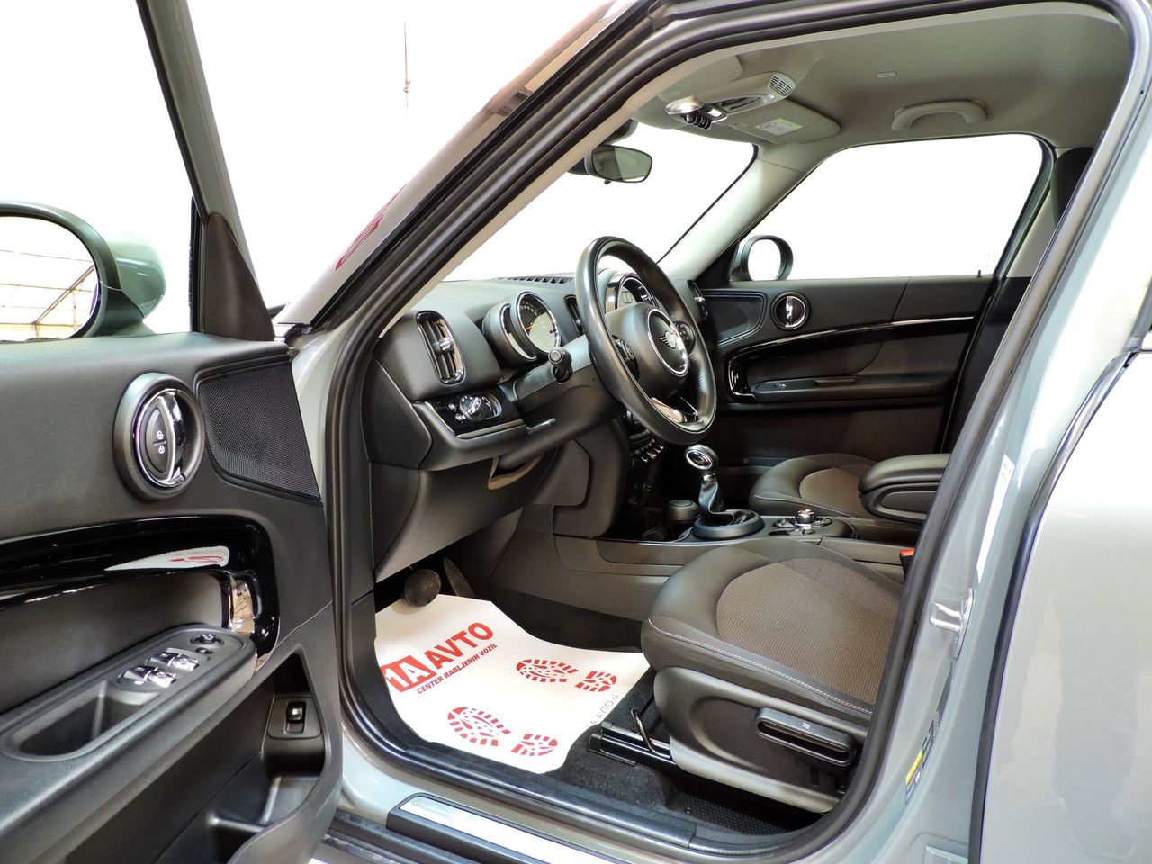 Zunanja slika - MINI Countryman - 2.0 220 Cooper S E ALL4  AT  LED-NAVI - 9