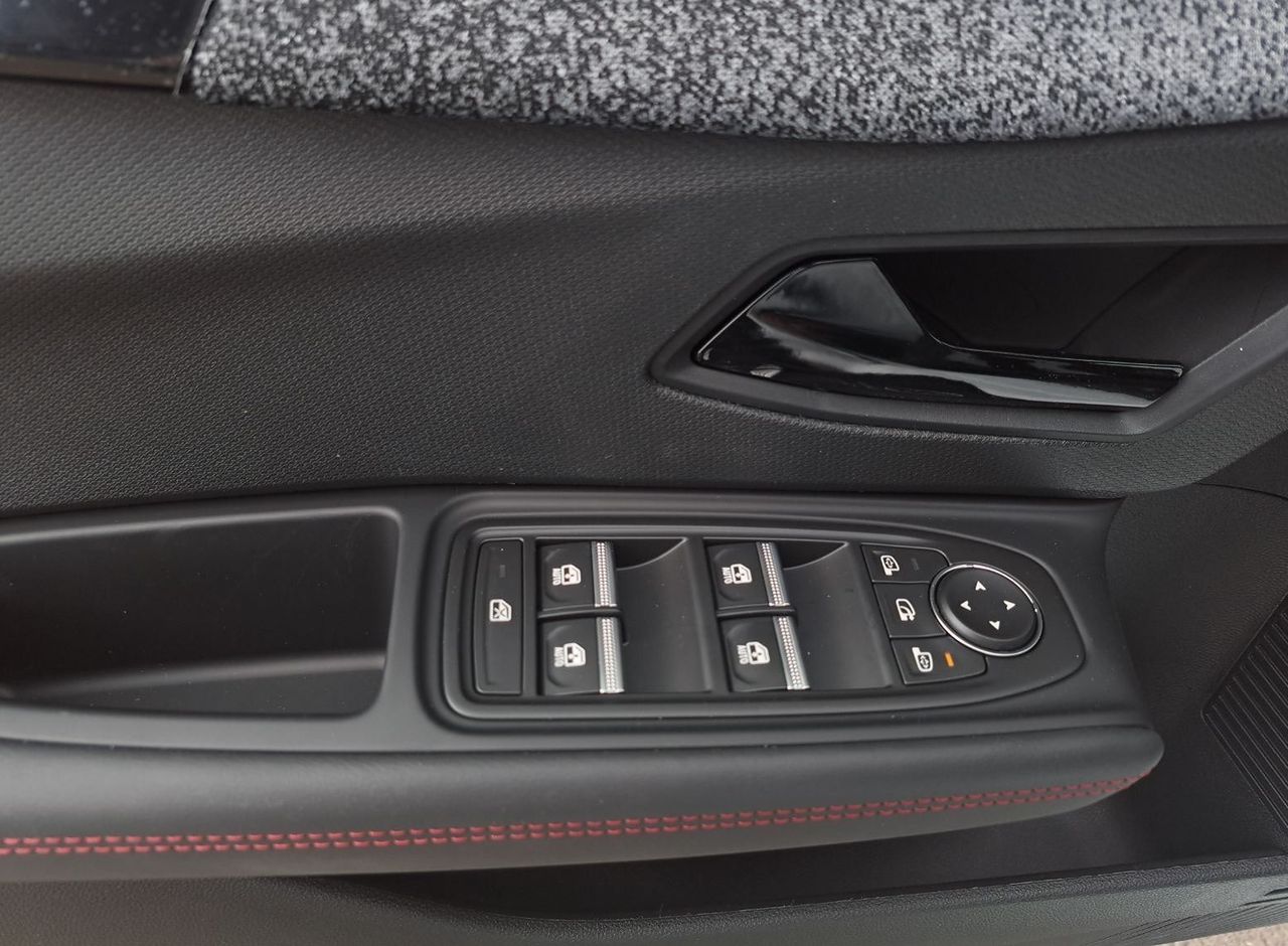 Zunanja slika - Renault Clio - techno TCE 115 - 9