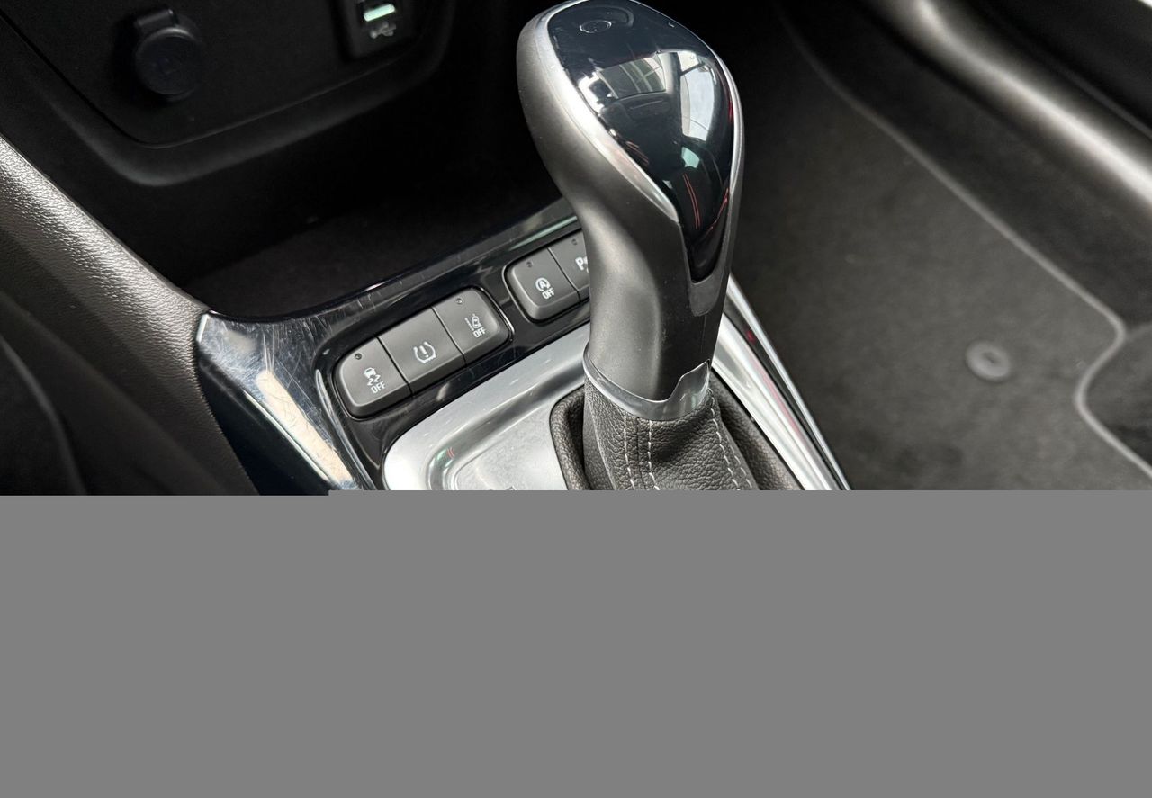Zunanja slika - Opel Crossland - 1.2 TURBO 96KW GS-Line - AVTOMATIK - ODLIČEN - 11