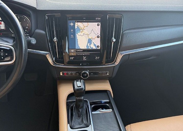 Zunanja slika - Volvo V90 Cross Country - D4 AWD AUT Edition Pro NAVI KLJUKA KAMERA - 13