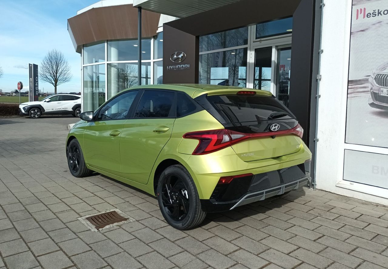 Zunanja slika - Hyundai i20 - 1.0 T-GDI 90 STYLE.BLACK LINE.WIN..RADAR.RG - 4
