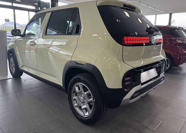 Zunanja slika - Hyundai Inster - 84 kW 49 kWh STYLE   ALU-17. WINTER - 9