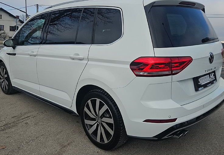 Zunanja slika - VW Touran - °R-LINE° 2.0 TDI DSG 150ks  °7-SEDEŽEV° °VIRTUAL° - 6