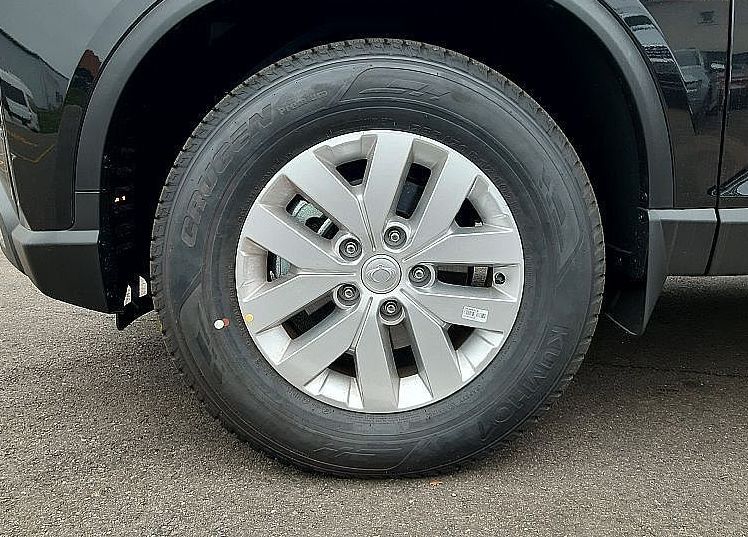Zunanja slika - SsangYong Musso - Grand 2.2 XDi VENTURE 4X4 - 6