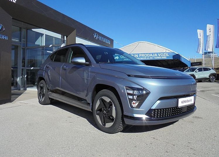 Zunanja slika - Hyundai Kona - Electric 48.6 kWh 99kW PREMIUM°WINTER° ZALOGA ° - 4