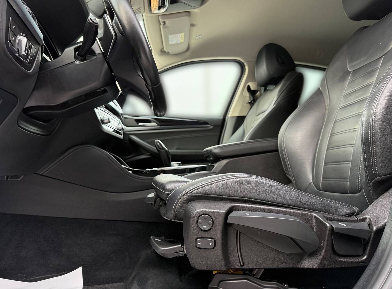 Zunanja slika - BMW X4 - serija : xDrive30d X LINE ADAPTIVE LED KAMERA NAVI PDC - 14