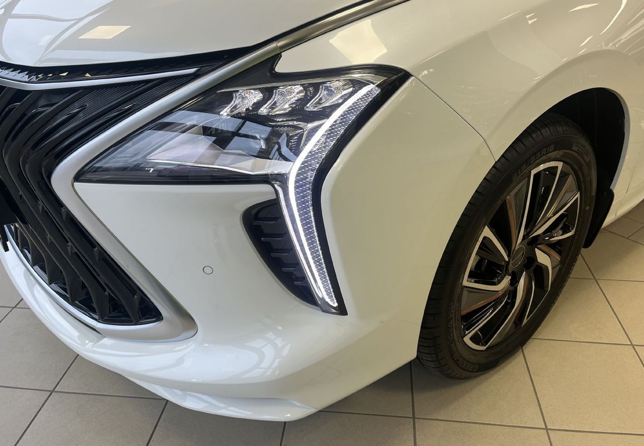 Zunanja slika - Forthing Forthing U Tour - U-Tour BENCINSKI 1.5 T. 174 KM . ADAS NOVO PRI NAS - 19