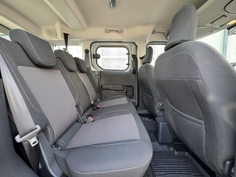 Zunanja slika - Ford Tourneo Courier - 1.0 ECOBOOST 125KM TREND 1.LAST. SLO POREKLO - 11