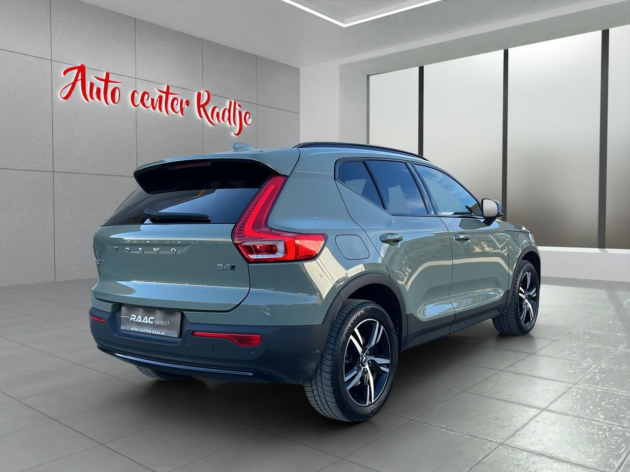 Zunanja slika - Volvo XC40 - B4P AWD Core Avt. - 17