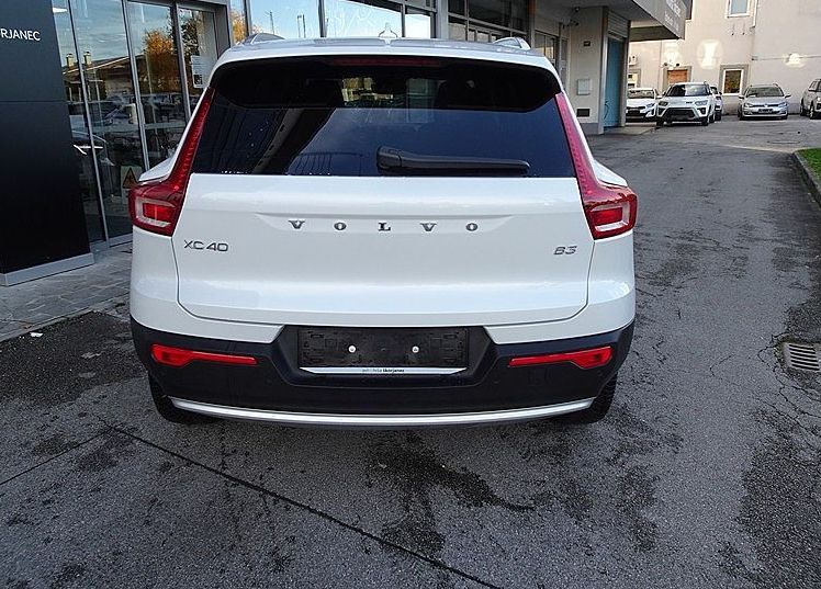 Zunanja slika - Volvo XC40 - 2.0 B3 Core 2WD -VIRTUAL -KAMERA -NAVI - 5