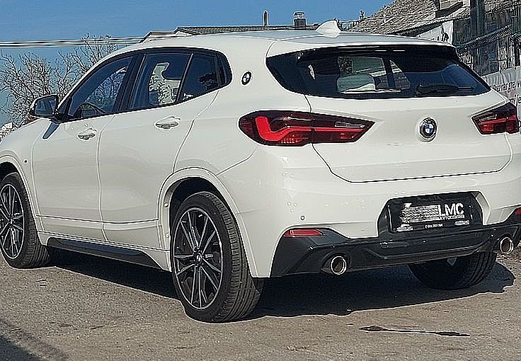 Zunanja slika - BMW X2 - serija : sDrive18d AUT M-optic FULL LED PANO gar. do 1 2025 - 5