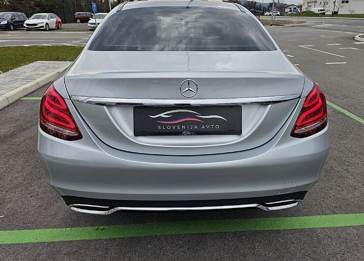 Zunanja slika - Mercedes-Benz C-Razred - C 2.2d AVANTGARDE|FuLED|Usnje|kamera|NAVI|Panorama - 5
