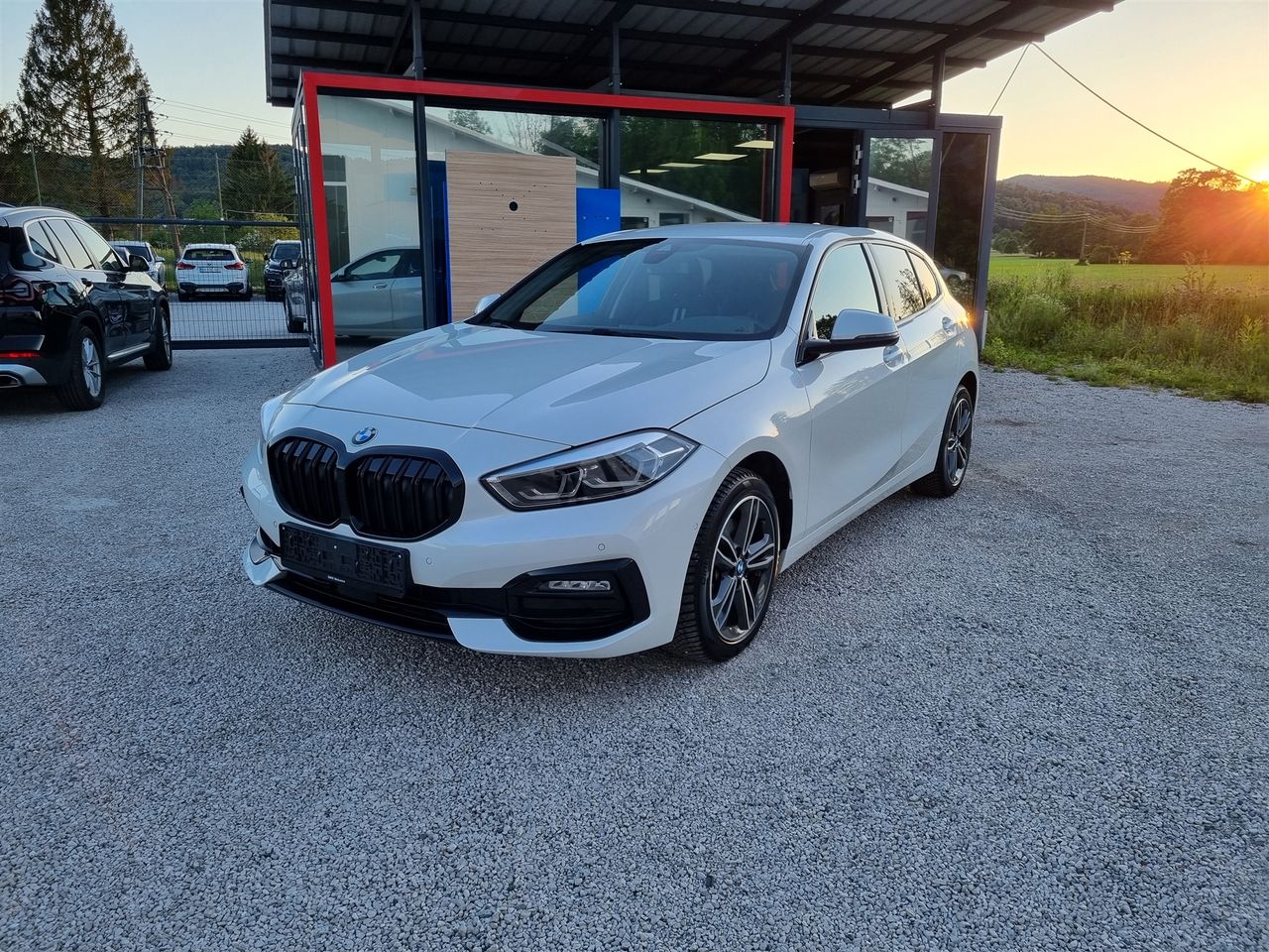 Zunanja slika - BMW Serija 1 - 118i - 1