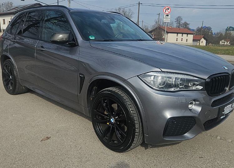 Zunanja slika - BMW X5 - serija : xDrive40d 313ks °M-PAKET° °20-COL° - 4