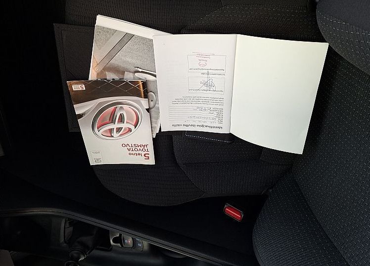 Zunanja slika - Toyota C-HR - C-enter 1.2 Turbo-1.LASTNIK-SLO-ODLIČEN- - 18