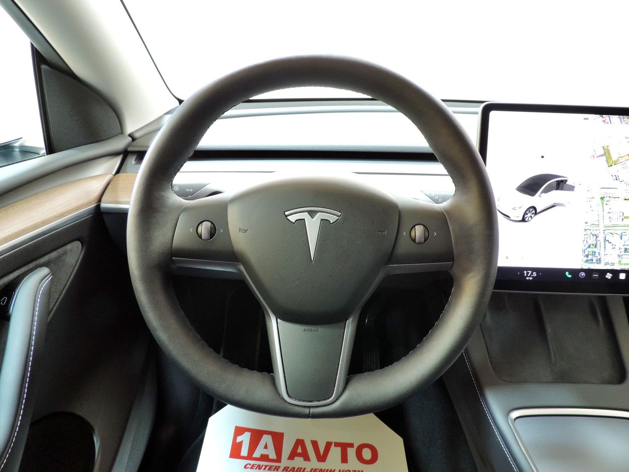 Zunanja slika - Tesla Model Y - Long Range All-Wheel Drive - 12