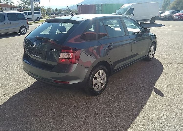 Zunanja slika - Škoda Rapid - Easy SB 1.0 TSI 70 kW -15- - 2