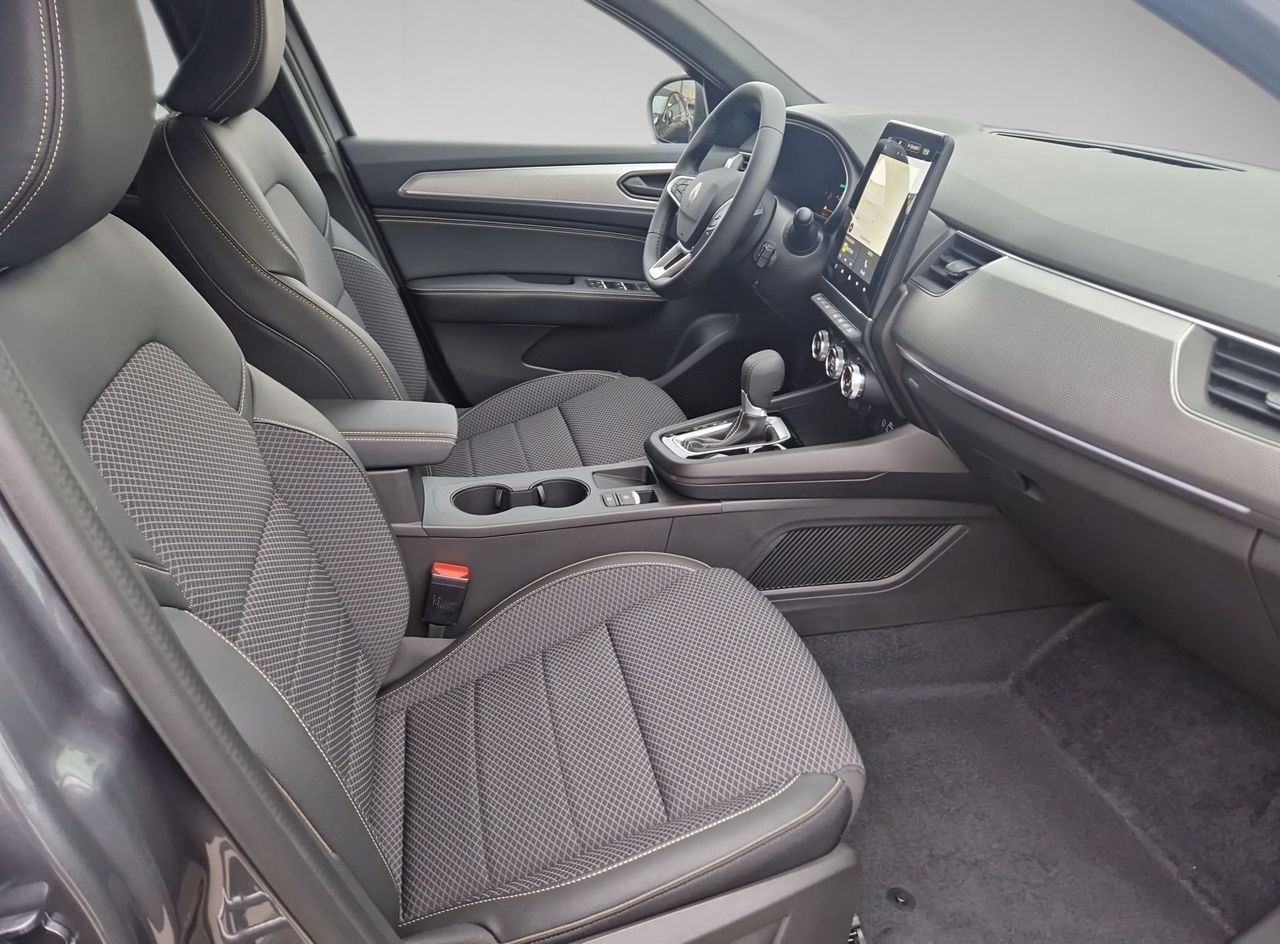 Zunanja slika - Renault Mégane Conquest - Megane Conquest 1.6 E-TECH HEV 145 TECHNO + PAK WINTER   EASY PAR - 17