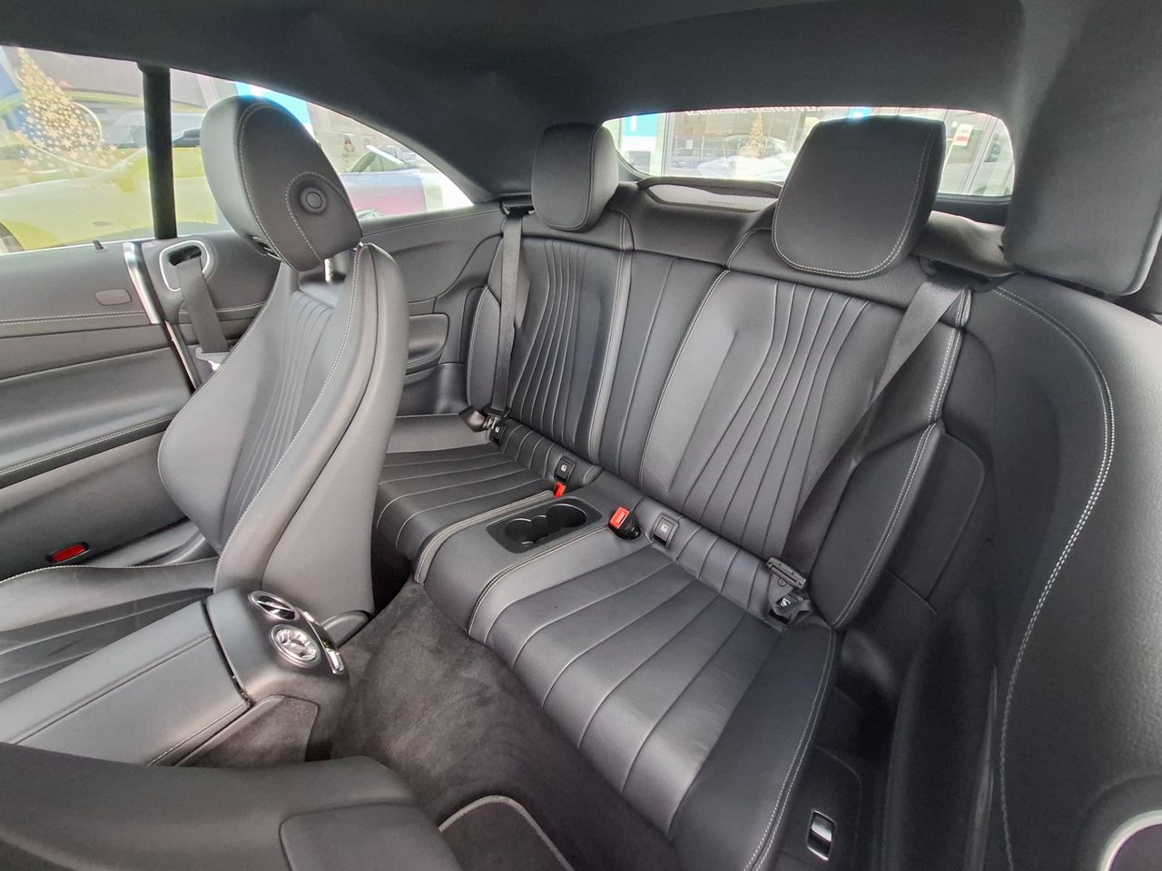 Zunanja slika - Mercedes-Benz E-Razred - E200 AMG LINE AVTOMATIK-BURMESTER HI-FI-KOT NOV - 23