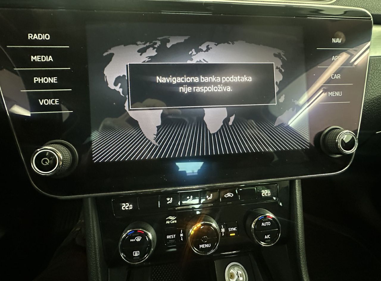 Zunanja slika - Škoda Superb - 2.0 TDI Active DSG.LIMO.KAMERA.NAVI.SAMO 85.000 KM - 11