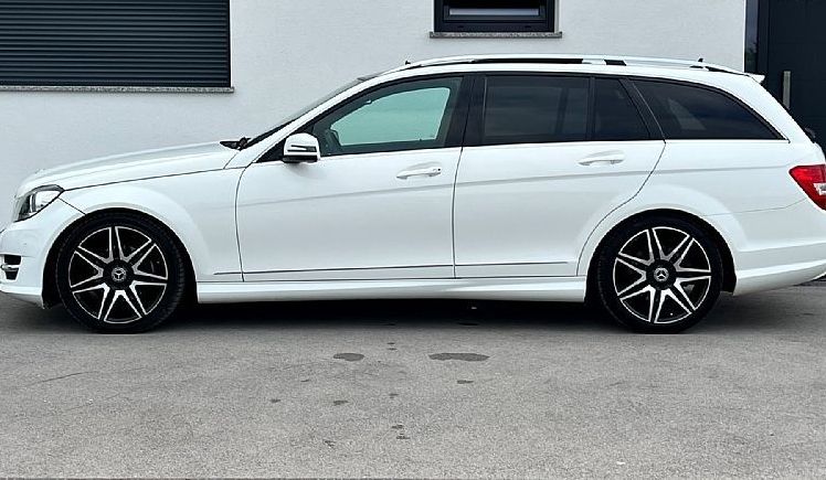 Zunanja slika - Mercedes-Benz C-Razred - C 220 CDI+AMG+EL. OKNO+XENON+NAVI - 5
