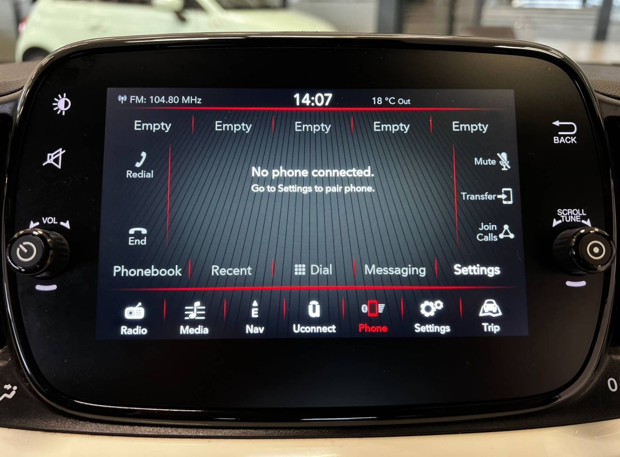 Zunanja slika - Fiat 500 - 1.0-HYBRID-DOLCEVITA-PANO-LED-NAVI-PDC-TEMP-15COL - 14