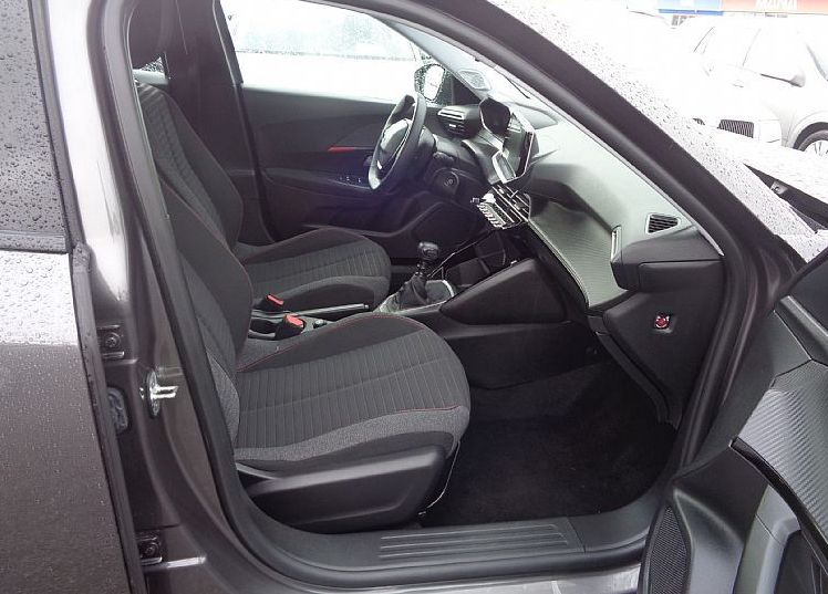 Zunanja slika - Peugeot 2008 - 1.2 100hp - SAMO 48.000km - ODLIČEN - 7