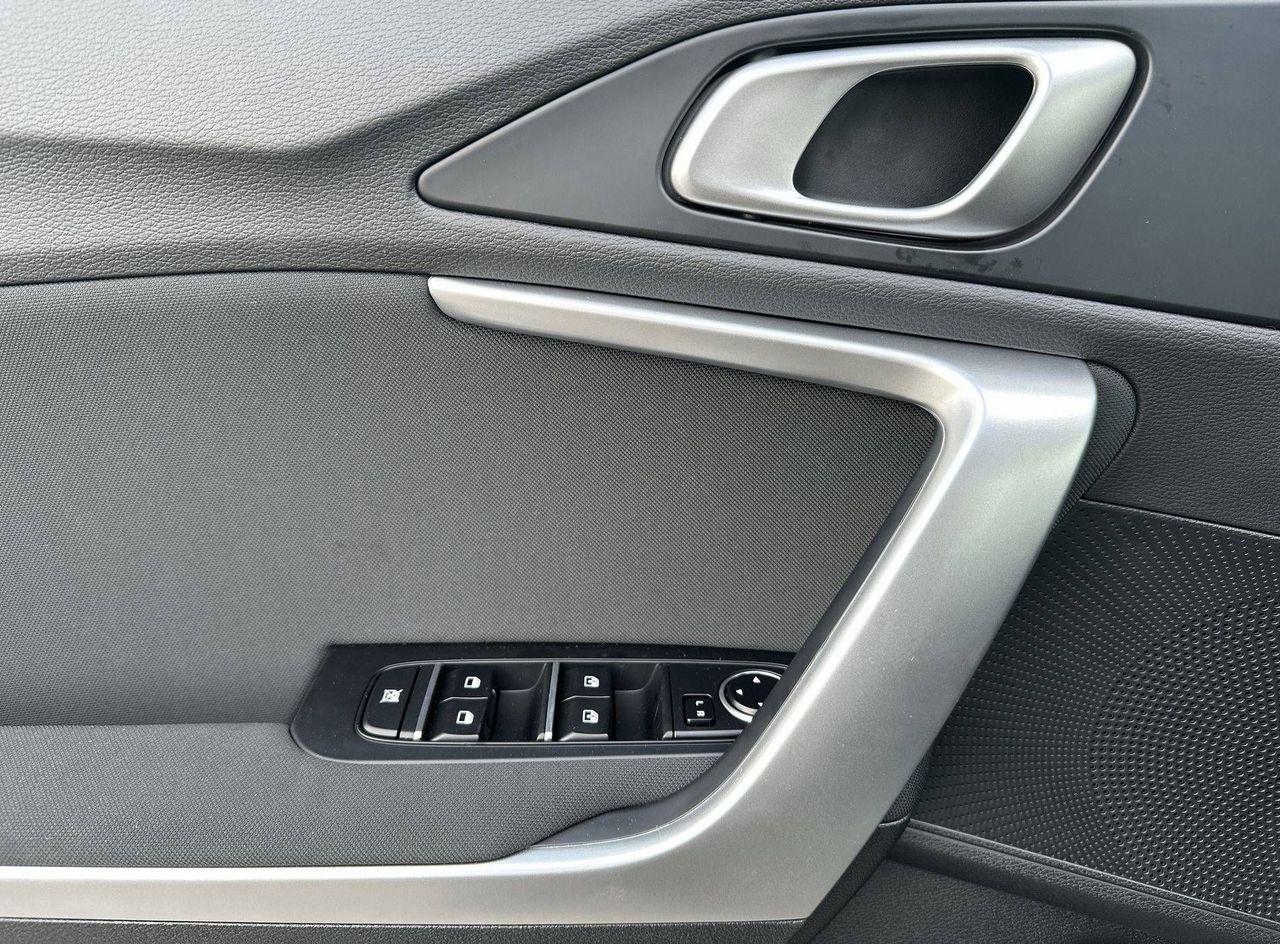 Zunanja slika - KIA Ceed - SW 1.5 T-GDi LX Champion+ ISG. MT... - 19