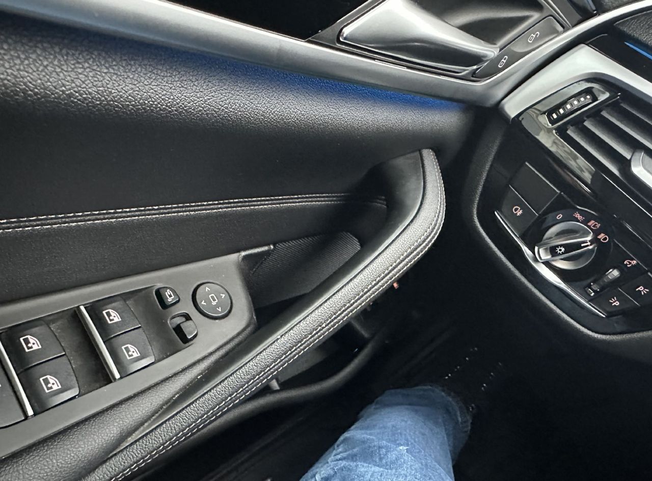 Zunanja slika - BMW Serija 5 - Touring: 530e Touring Avt.4ALU.KAMERA.ACC.LED.NAVI.USNJE - 10