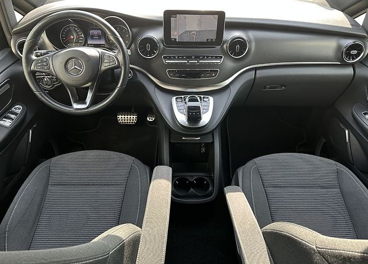 Zunanja slika - Mercedes-Benz V-Razred - V 300 d 4MATIC AMG-LINE - 11