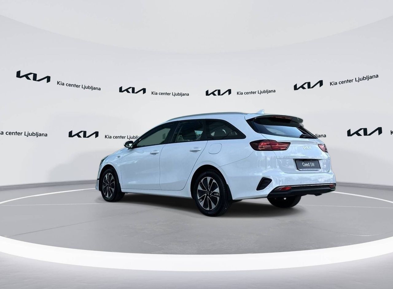 Zunanja slika - KIA Ceed - SW 1.5 T-GDi LX Champion+ ISG. M T - 7