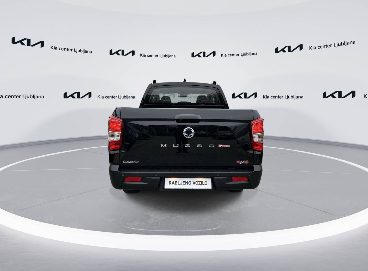 Zunanja slika - SsangYong Musso - Grand 2.2 XDi Ultimate 4WD AT - 6