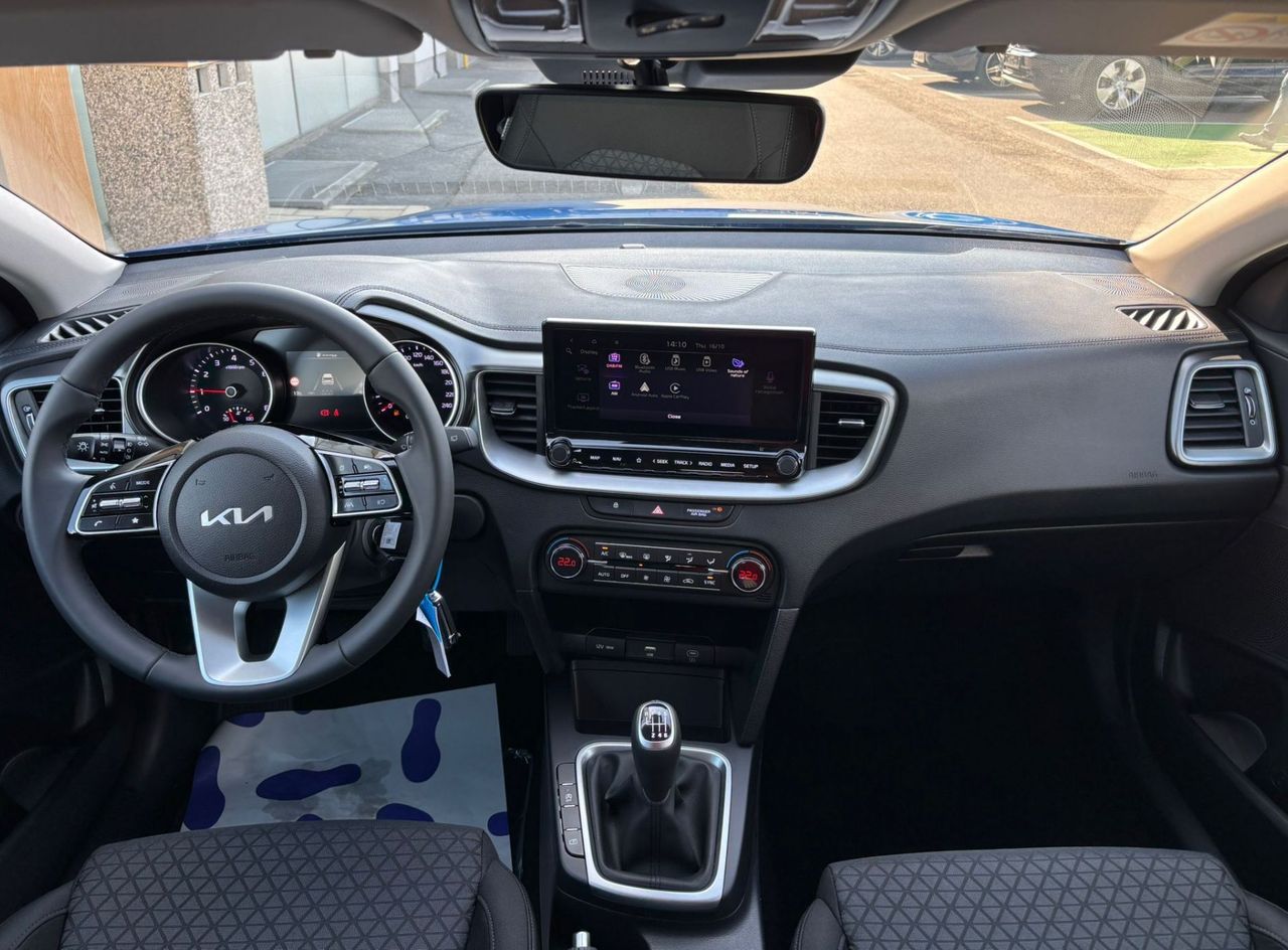 Zunanja slika - KIA Ceed - 1.0 T-GDi LX Champion+ ISG. M T 74 kW - 9