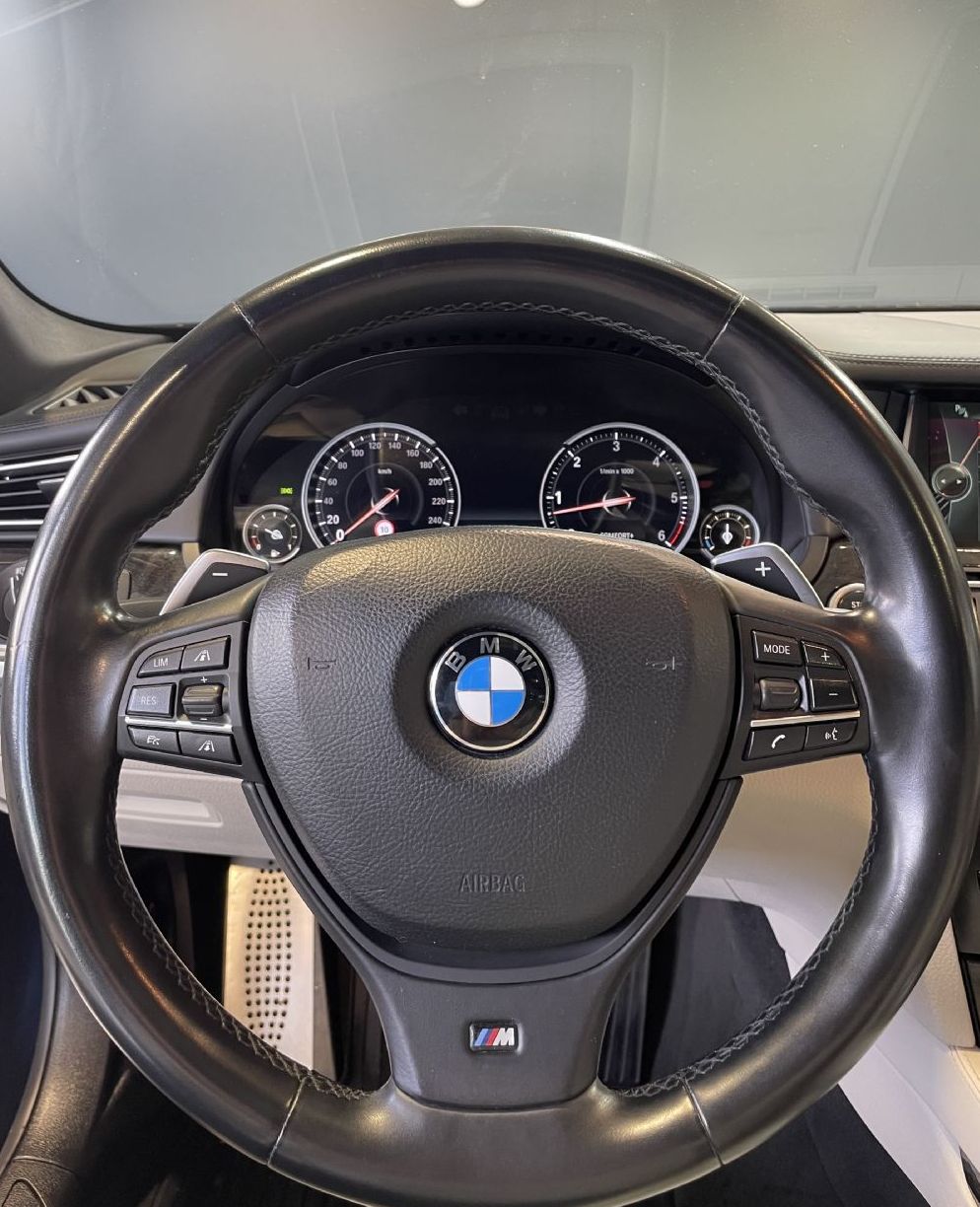 Zunanja slika - BMW Serija 7 - : 750d-xDrive-M OPTIK-NAVIGACIJA-INDIVIDUAL-MEMORY - 13