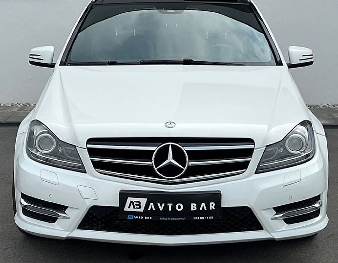 Zunanja slika - Mercedes-Benz C-Razred - C 220 CDI+AMG+EL. OKNO+XENON+NAVI - 2