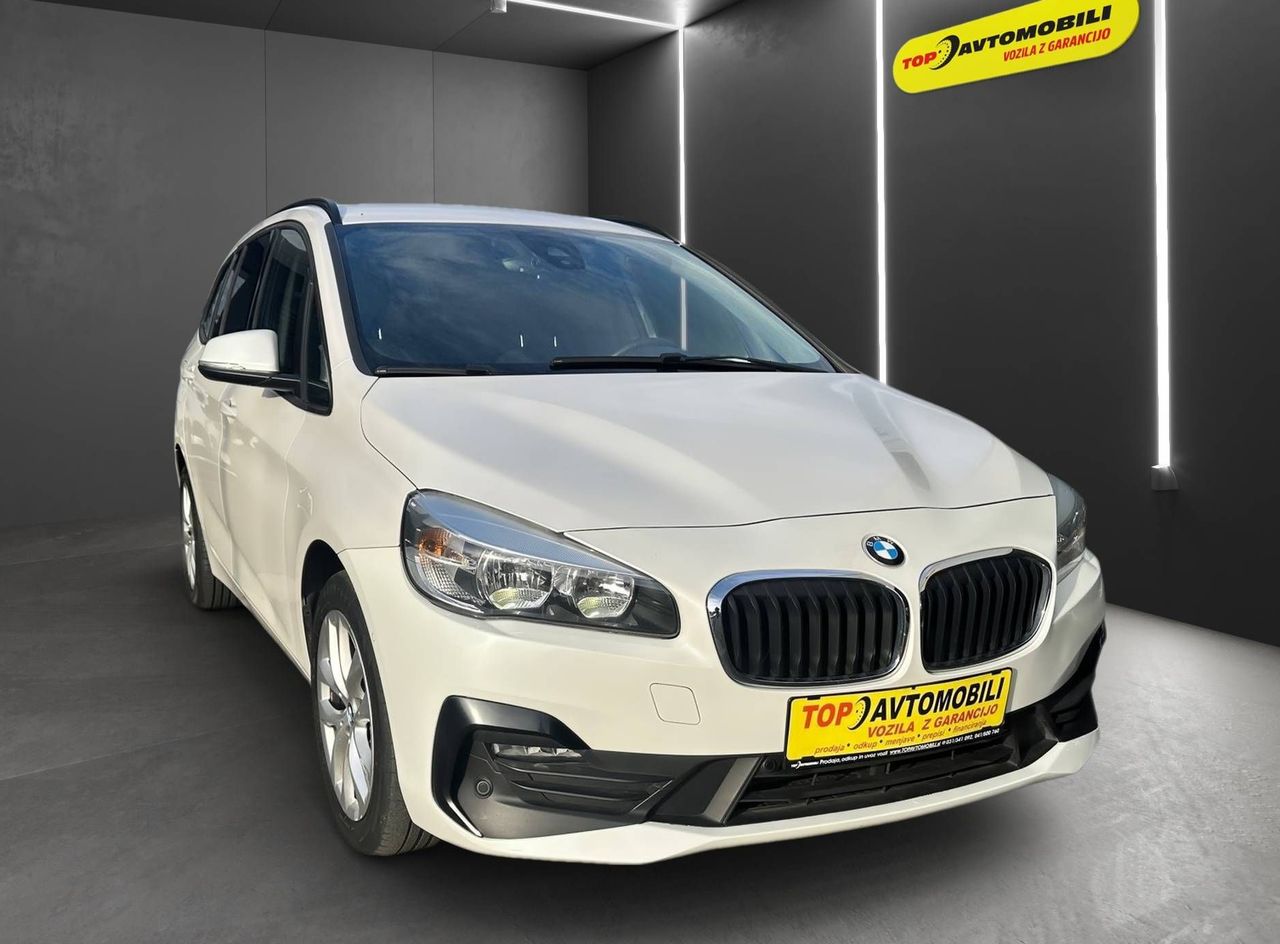 Zunanja slika - BMW Serija 2 - Gran Tourer: 218d 1LASTNIK 7SEDEŽEV NAVI PDC TEMPOMAT TO - 11