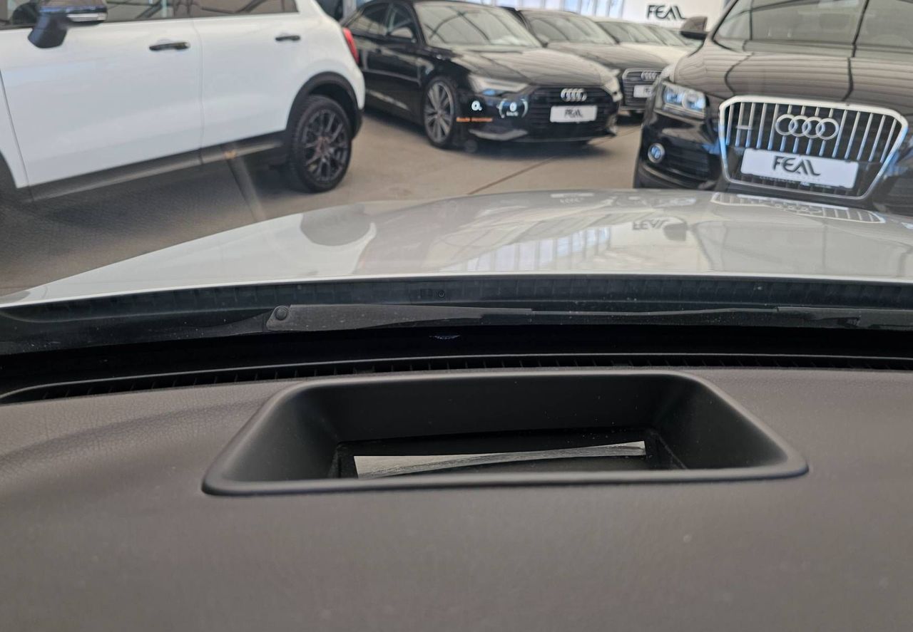 Zunanja slika - Mercedes-Benz C-Razred - C 220 D-AVT-SPORT-LED-HEAD UP-USNJE-ŠIBEDAH-1 LAS - 19