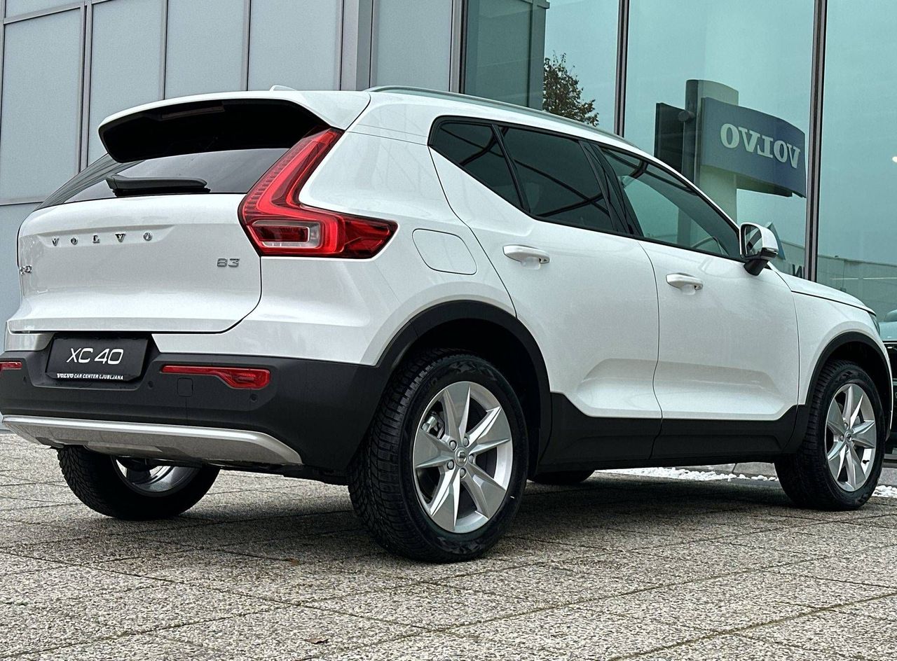 Zunanja slika - Volvo XC40 - B3 P Core AT DCT - 5