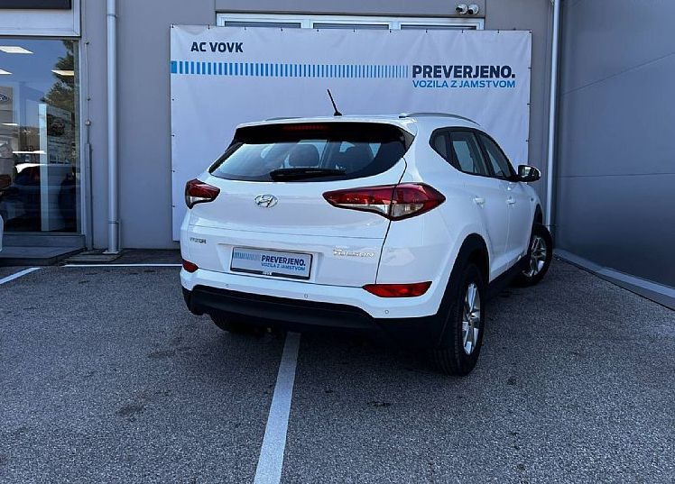 Zunanja slika - Hyundai Tucson - 1.7 CRDI - SLO - ODLIČEN ... - 2