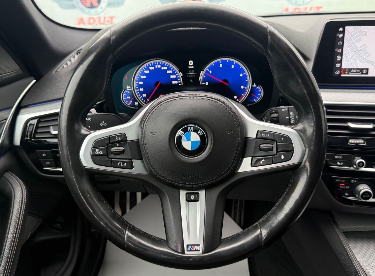 Zunanja slika - BMW Serija 5 - Touring: 530d xDrive M-sport VIRT HEAD UP 360CAM PANO LE - 11