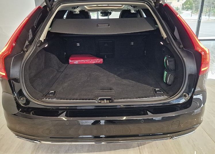 Zunanja slika - Volvo V90 - T8 AWD Recharge Twin En. AUT Inscription - 20