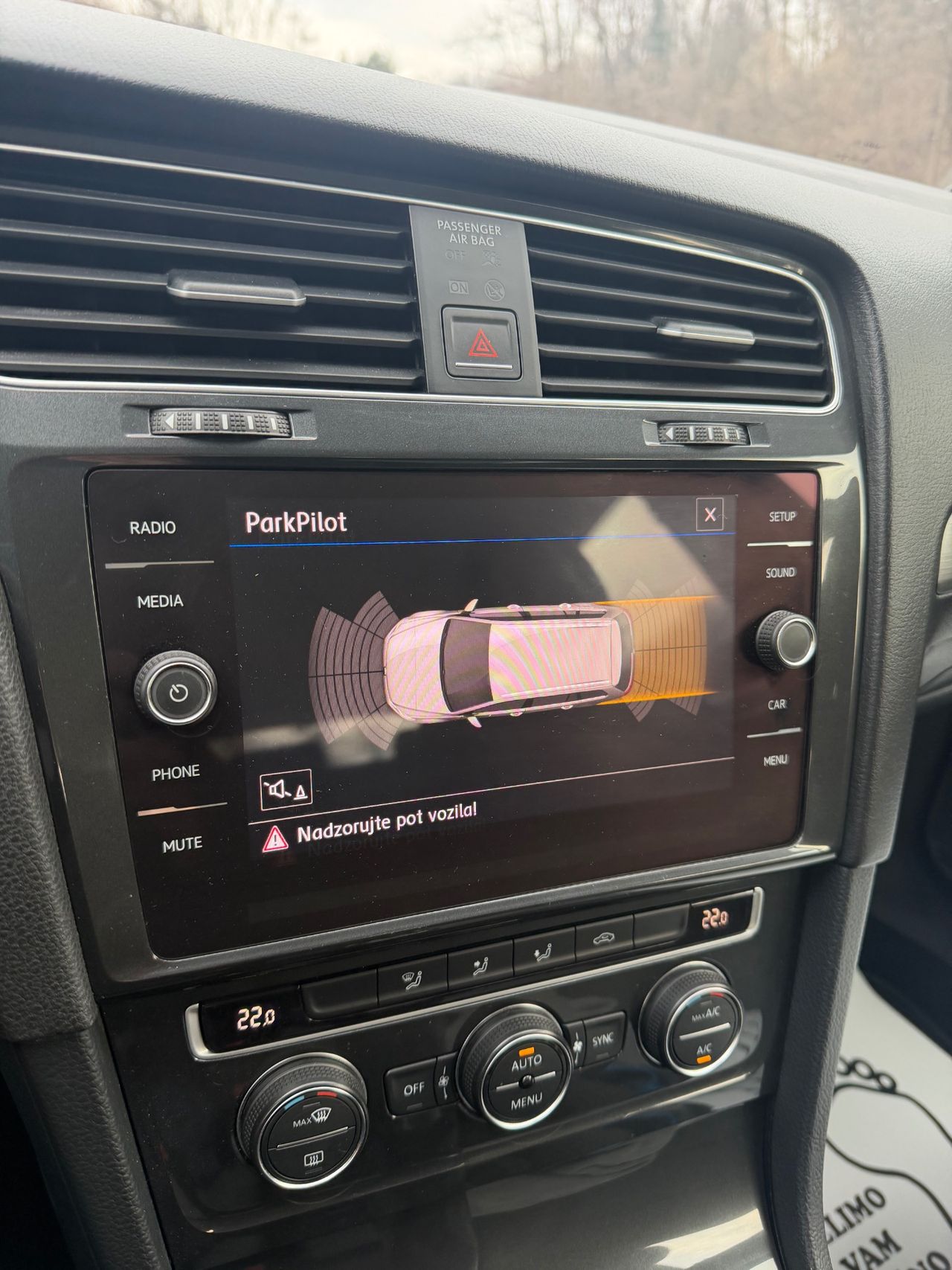 Zunanja slika - VW Golf - 1.6 TDI Comfortline 115PS SLOVENSKI PDC ALU16 - 16