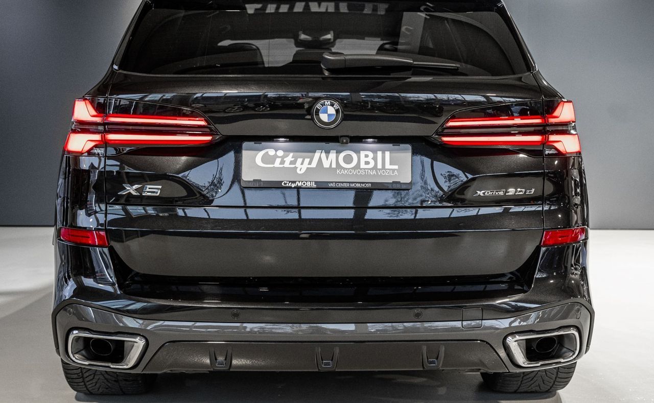 Zunanja slika - BMW X5 - serija : 3.0D-XDRIVE-M PAKET-HEAD UP-PANORAMA-NAVI-HK-21COL - 8
