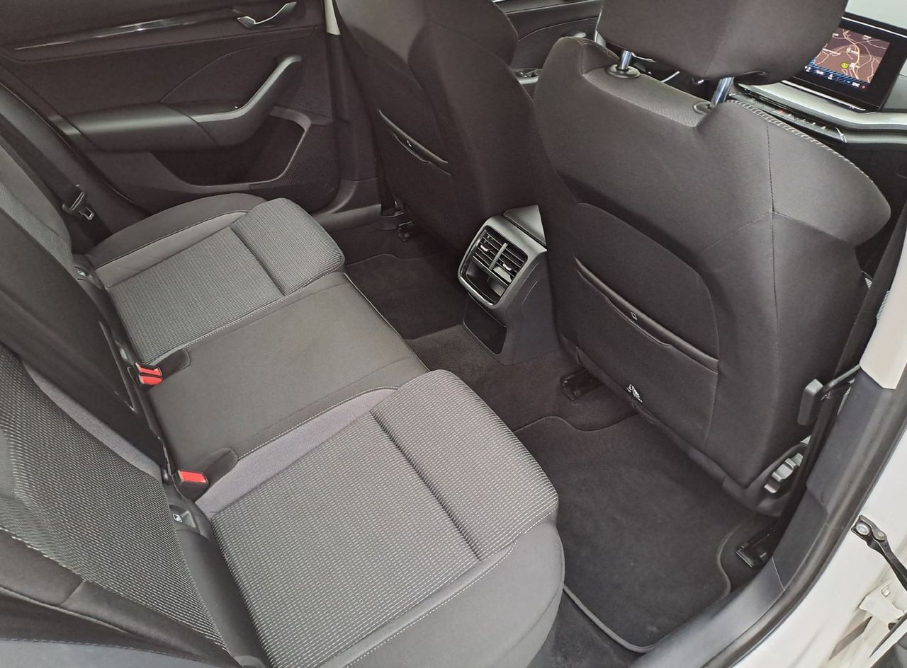 Zunanja slika - Škoda Octavia - 2.0 TDI Ambition DSG 85 kW - 7