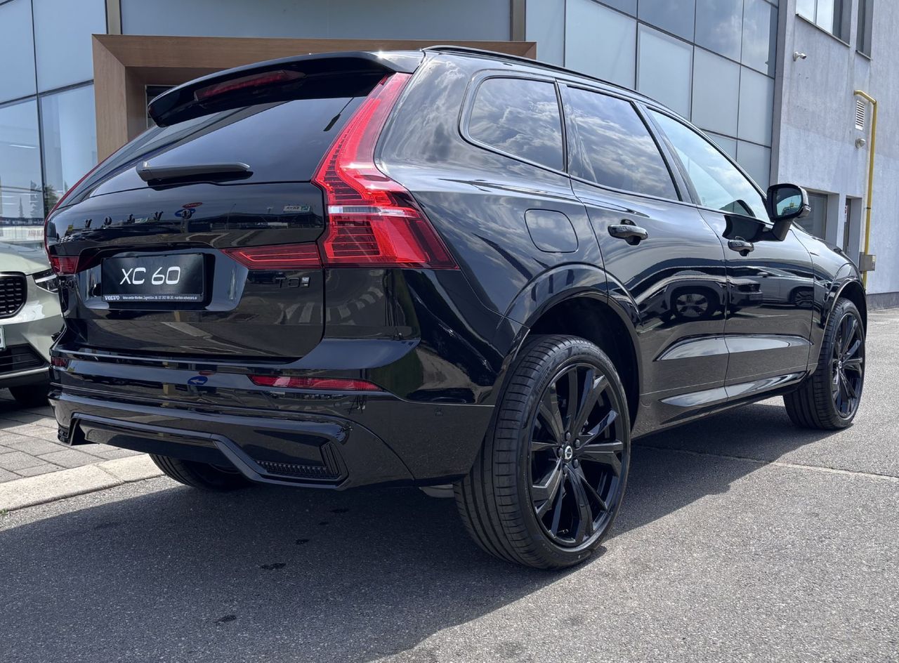 Zunanja slika - Volvo XC60 - T8 TwE Ultra Black Edition - 4