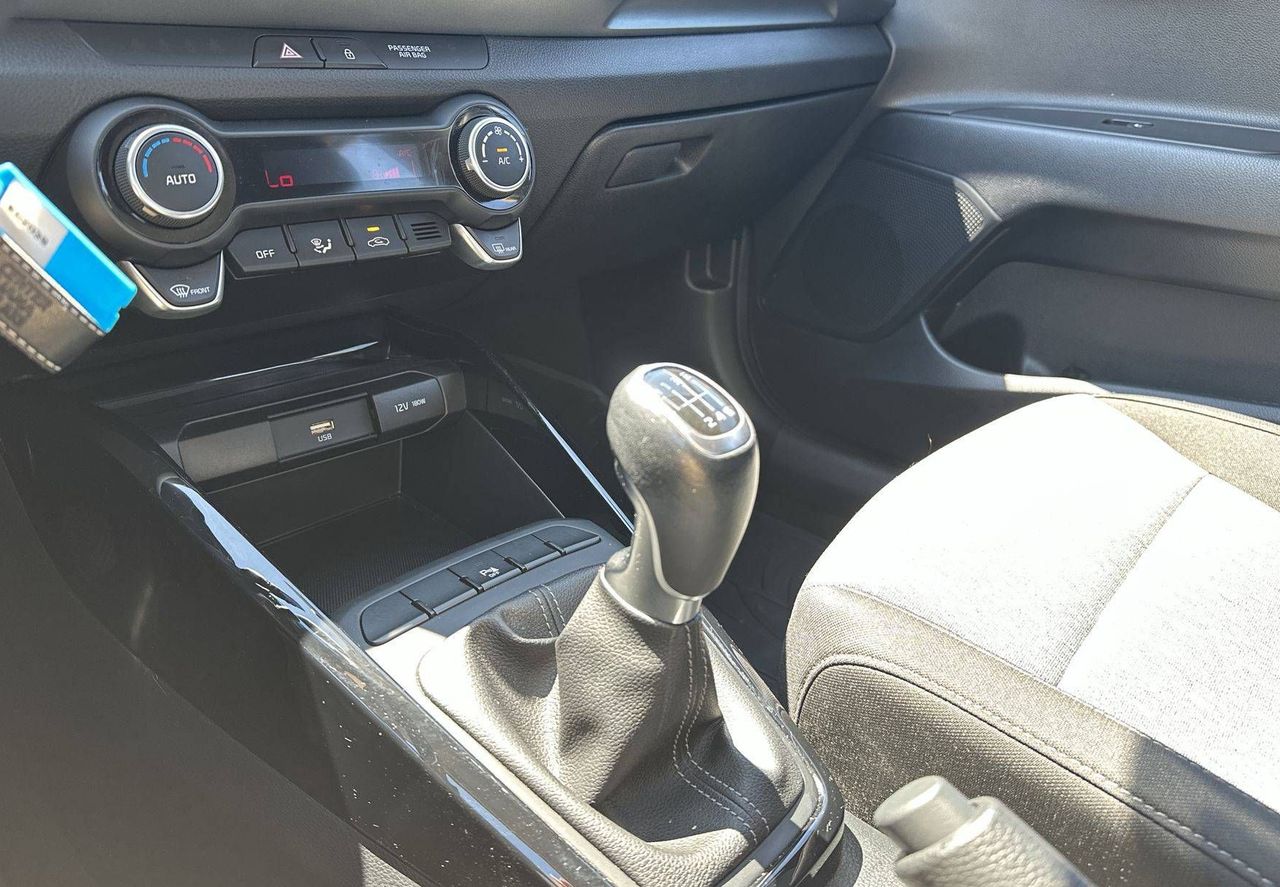 Zunanja slika - KIA Stonic - 1.0 T-GDi LX Urban ISG - 20